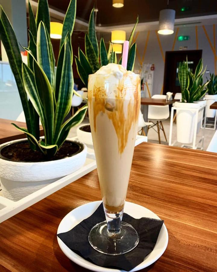 Hotel Pauza ราจินโปดลาสกี ภายนอก รูปภาพ